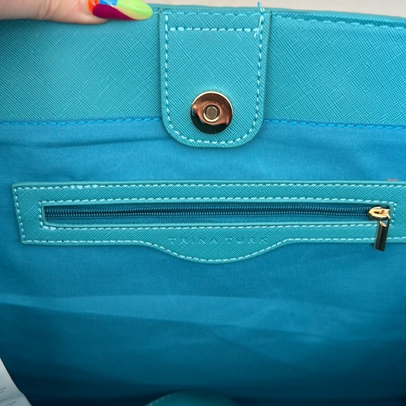 🩵Trina Turk Printed Large Tote🩵 - Picture 8 of 16